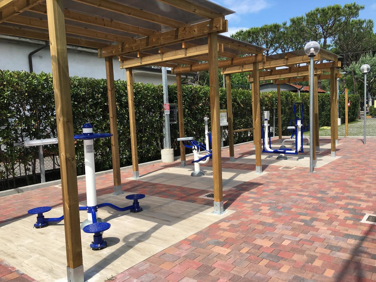 Camping Apuano Marina di Massa Extérieur photo